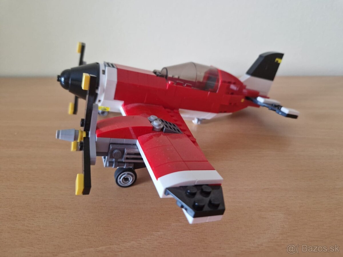 LEGO 31047 Creator - Vrtuľové lietadlo, 3 v 1