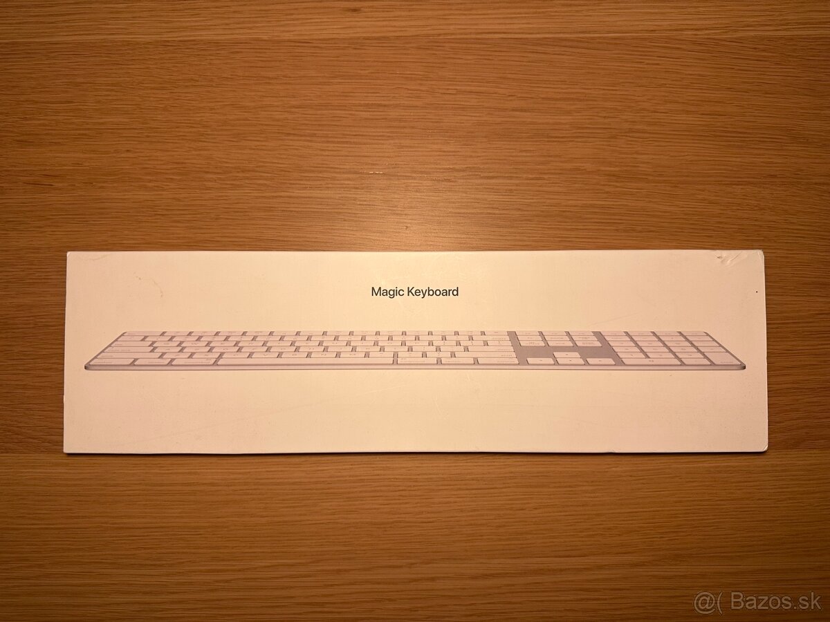 Apple Magic Keyboard s číselnou klávesnicou, strieborná – SK