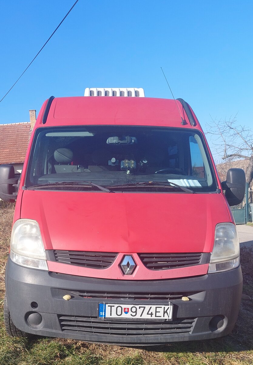 Renault Master Minibus