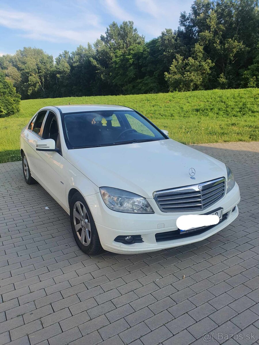 Predam Mercedes-Benz w204 2.0 cdi diesel kw 100 r.v 2011