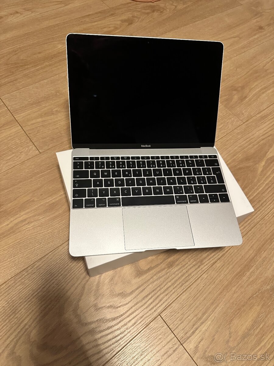 APPLE MacBook 12" 256GB (2017) Space Grey / 1,2 GHz / 8GB RA