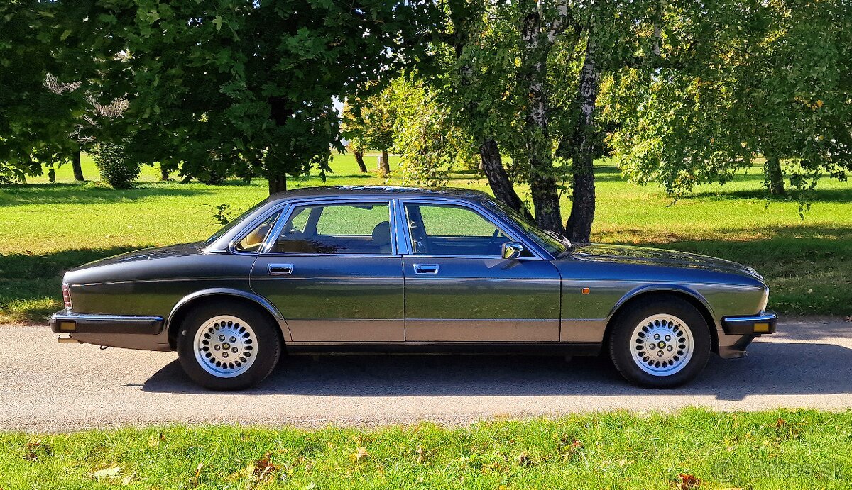 Jaguar XJ40 4.0 Sovereign