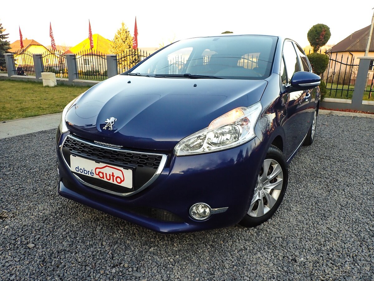 PEUGEOT 208 1.2 BENZIN 2014 - 5 dverové - NOVY OLEJ, FILTRE