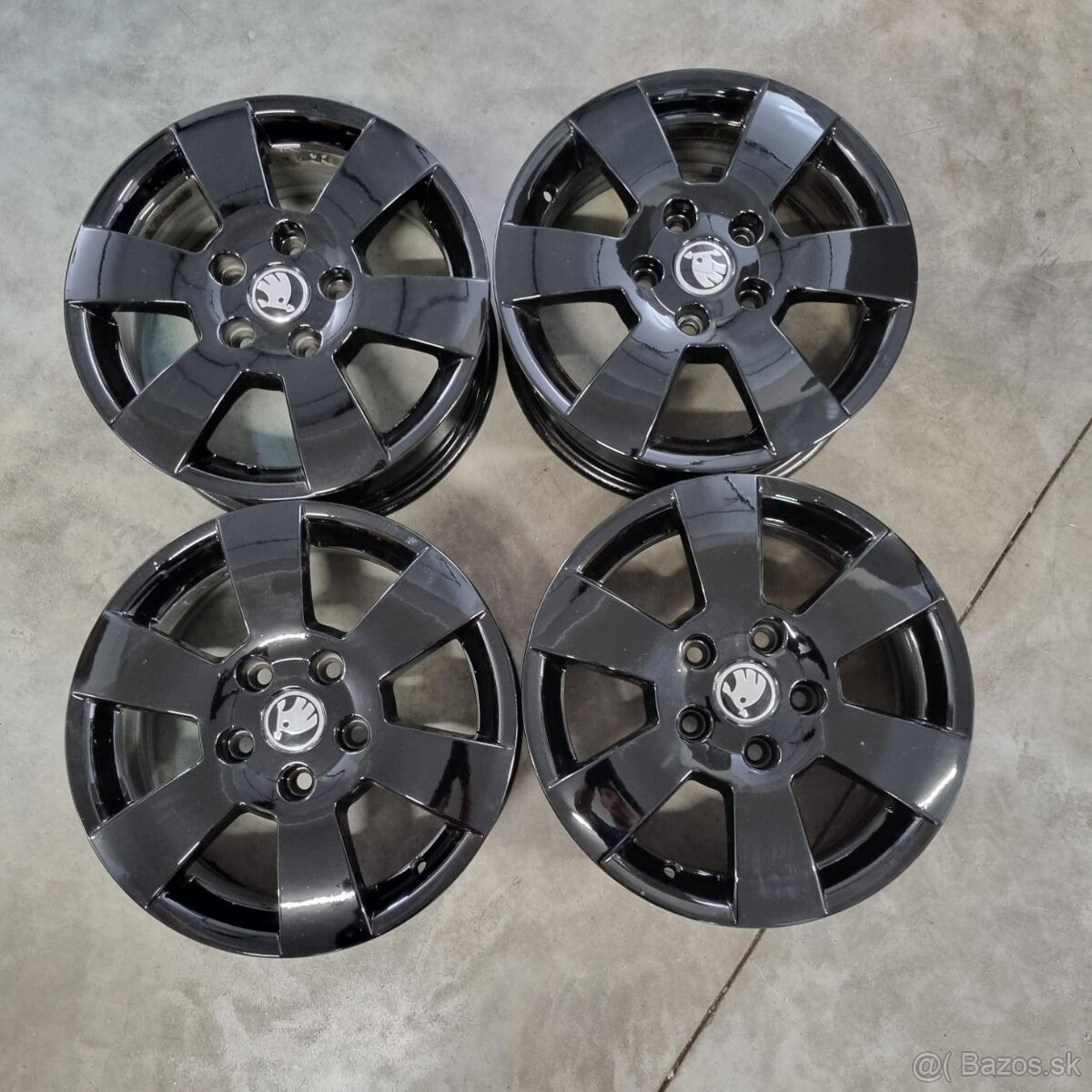 Čierne ŠKODA DEIMOS disky 5x112 R15 ET47