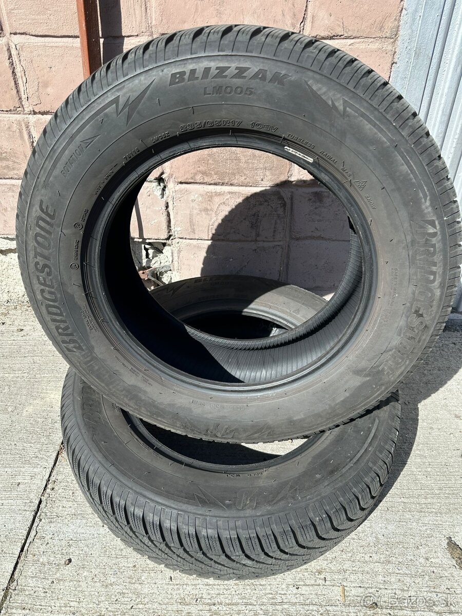 2ks Zimne pneumatiky BRIDGESTONE 235/65 R17