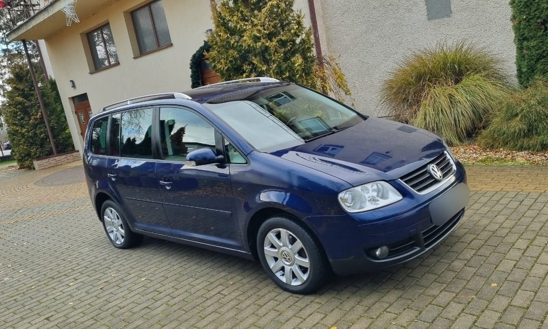 Volkswagen Touran 2.0TDi 103Kw 140PS M6 R.V.6/2006