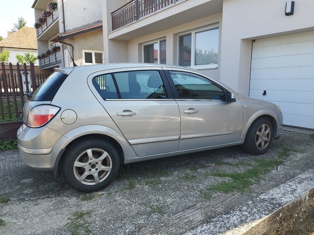 Opel Astra H