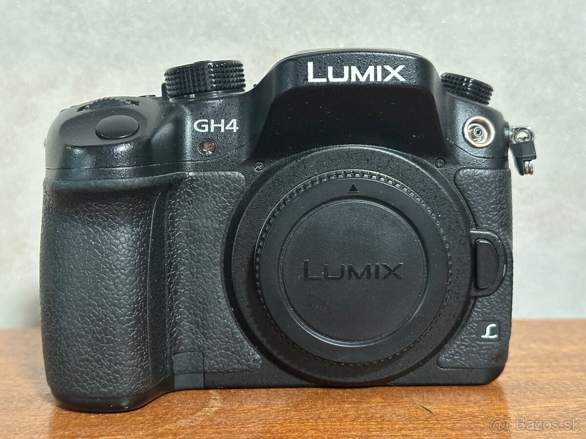 Panasonic GH4