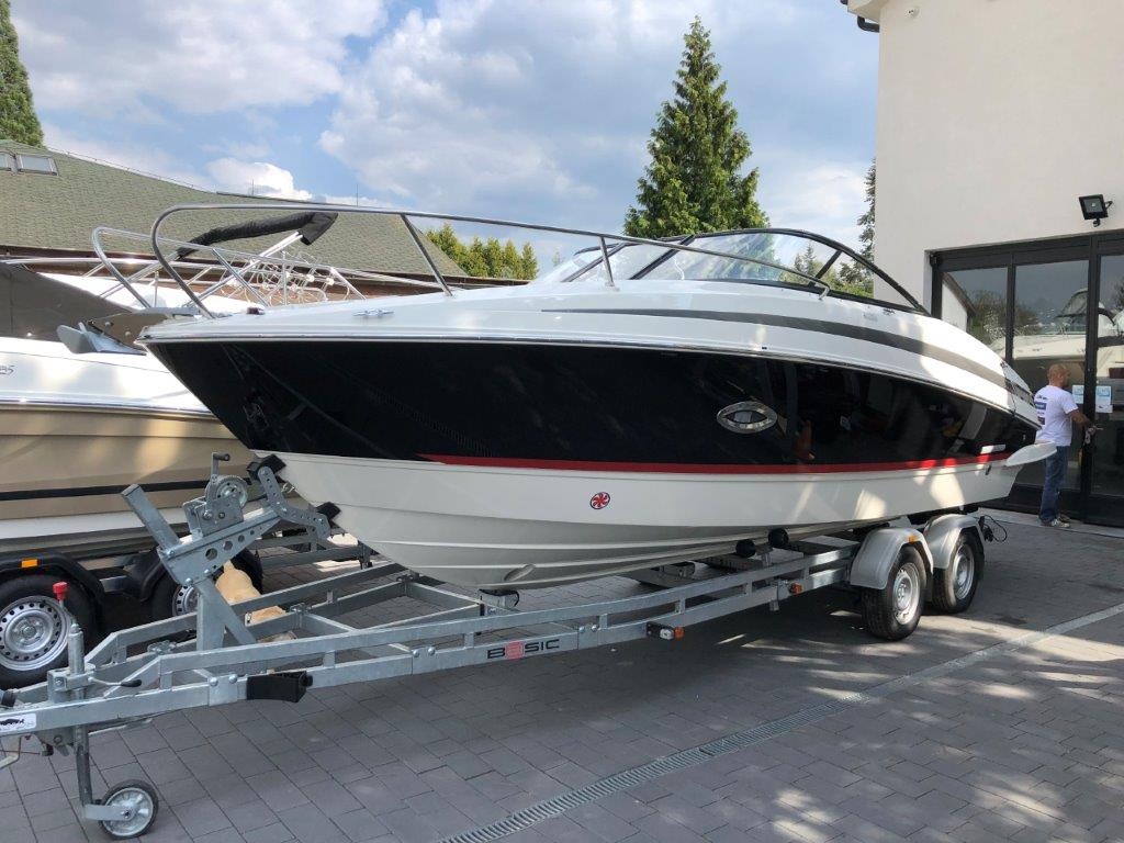 BAYLINER 742 Cuddy + MERCRUISER 6,2l V8 MPI DTS 350ps BRAVO