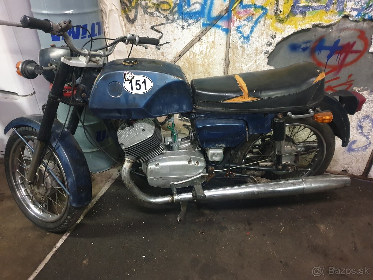 Predam ČZ 250 typ 471