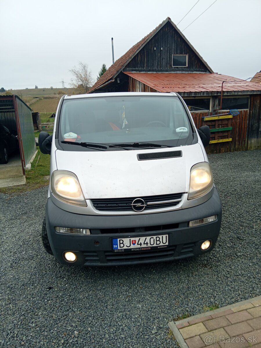 Opel Vivaro long