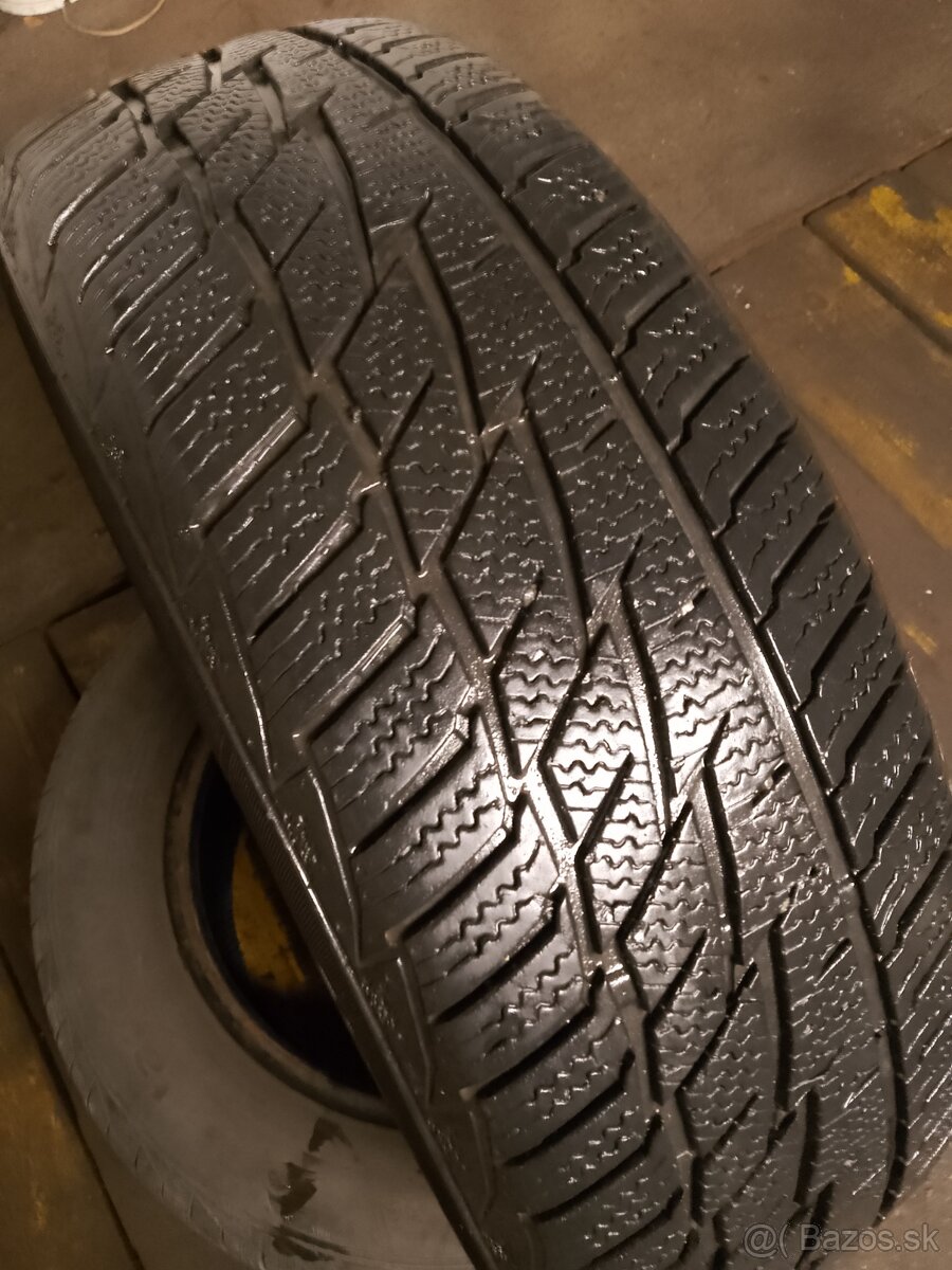 2x zimné pneumatiky 195/65 r15