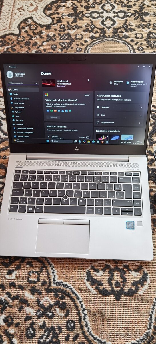 HP elitebook840 G5  8ddr4/256ssd  i5 nvidia