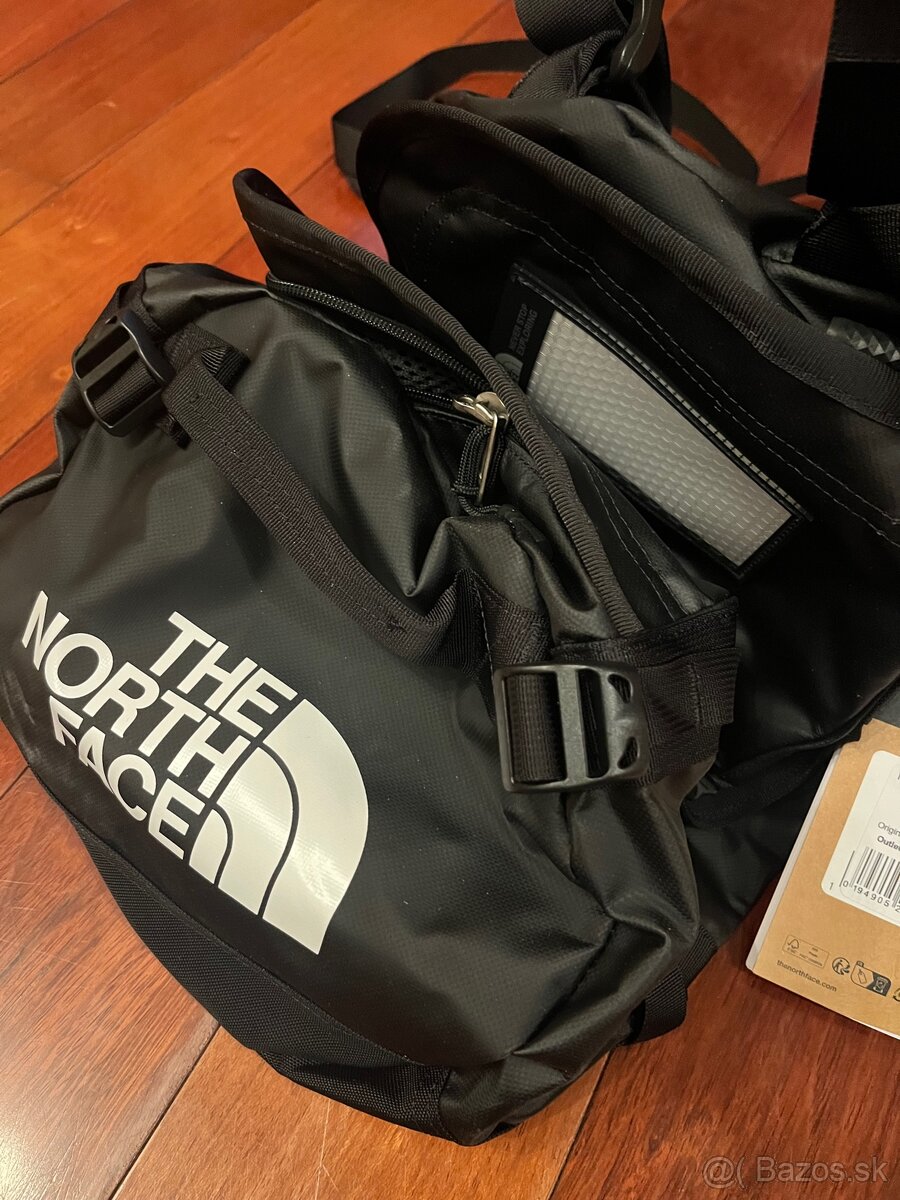 THE NORTH FACE