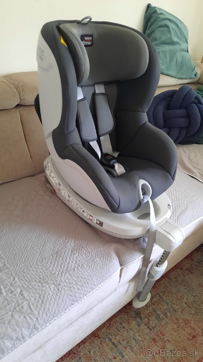 Autoaedačka Britax Romer Dualfix