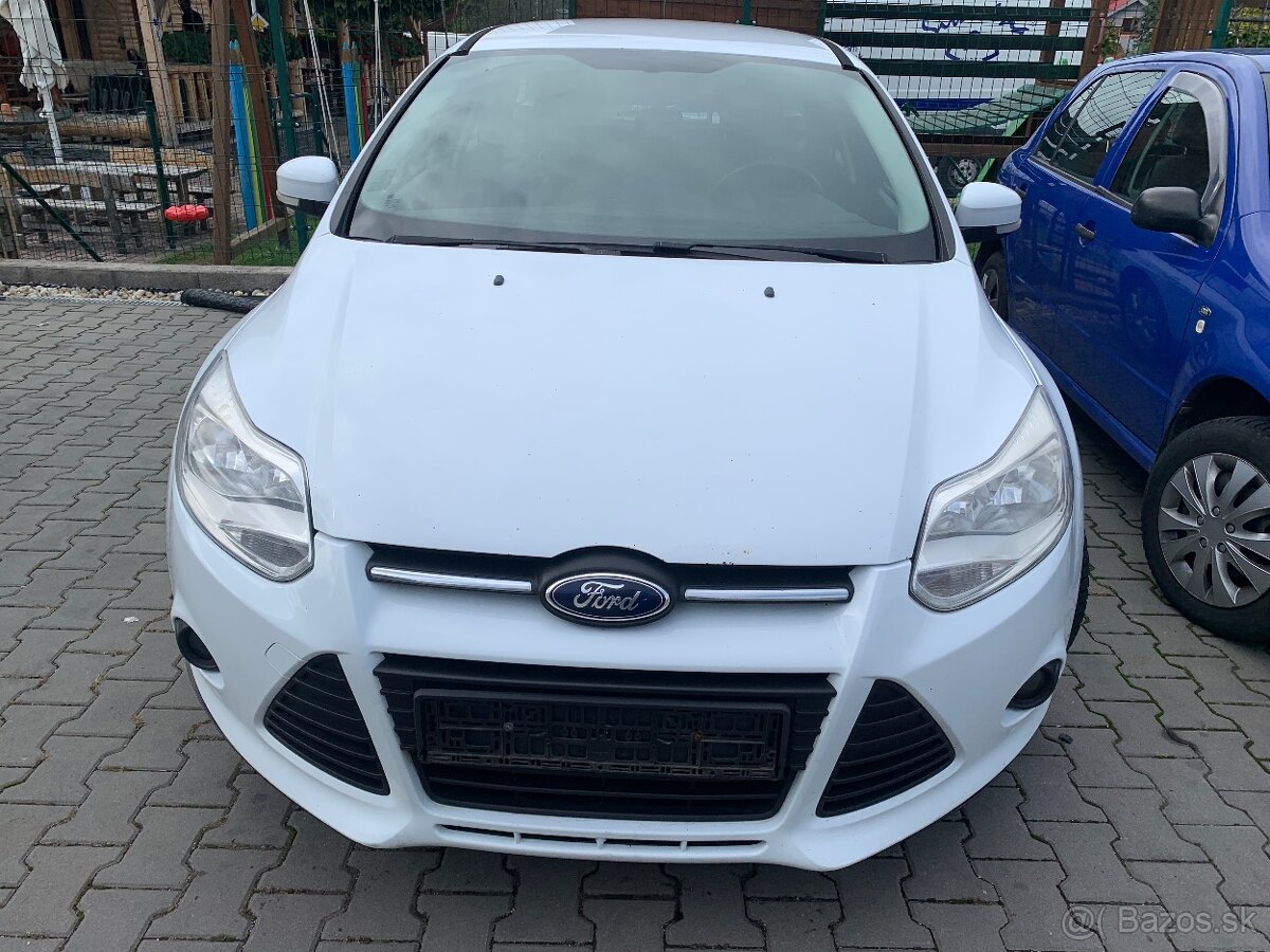 Predám Ford Focus combi 1.0 ecobost rv 2013.Najazdené 397tis