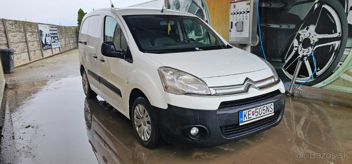 Citroen Berlingo 3 miestne