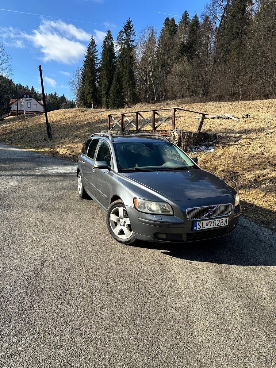 Volvo v 50