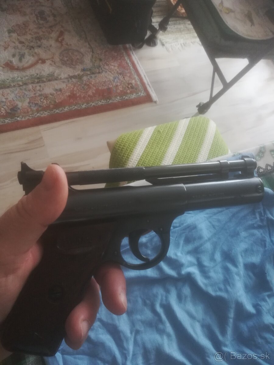 Vzduchova pistol