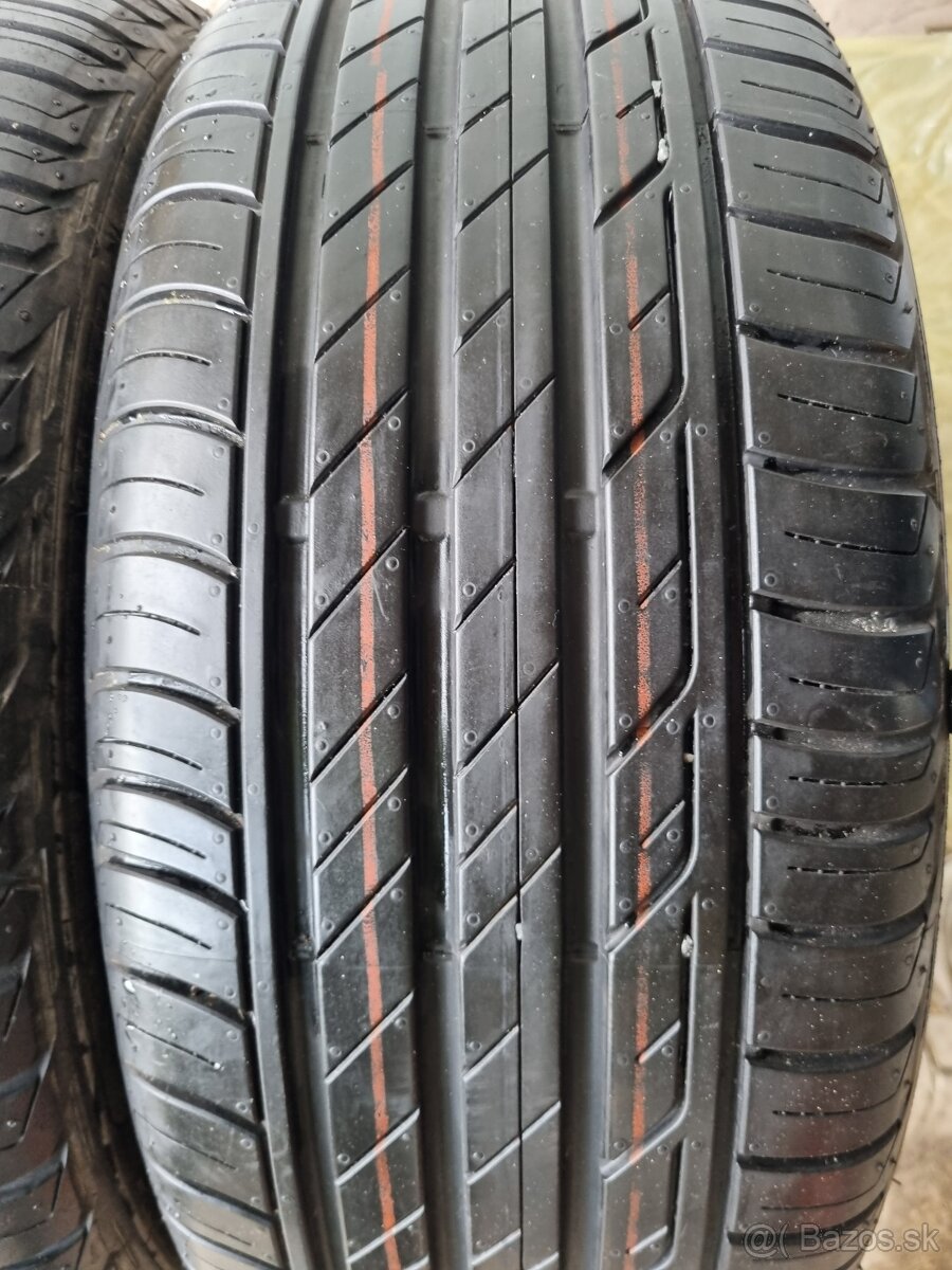 225/45R17