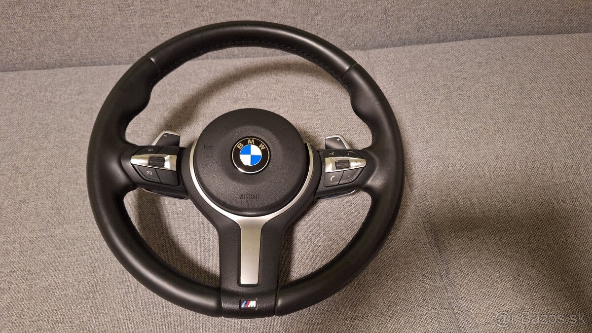 BMW Mpacket volant