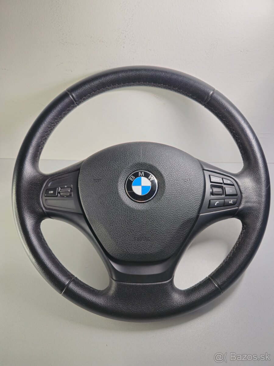 Multifunkčný kožený volant BMW