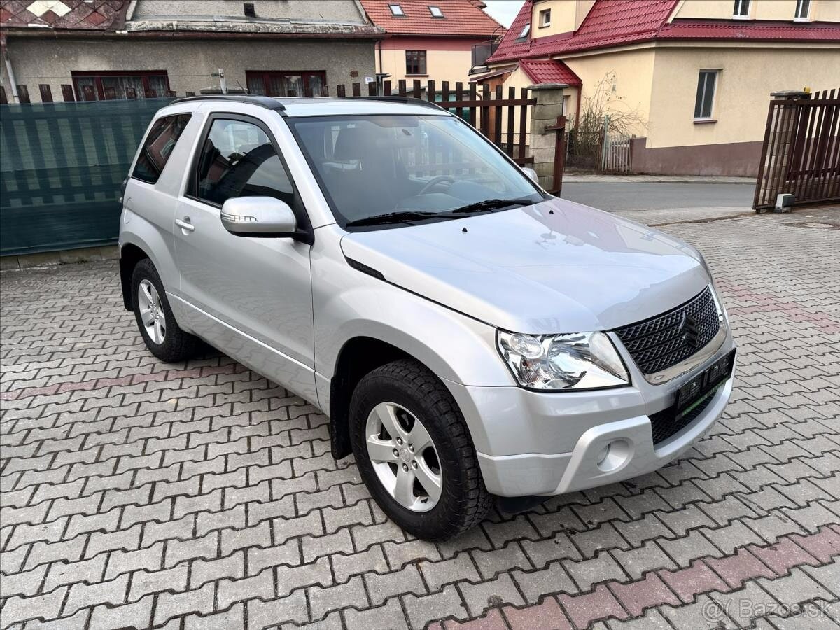 Suzuki Grand Vitara 1.6 78kW 2011 135102km 4x4 TAŽNÉ