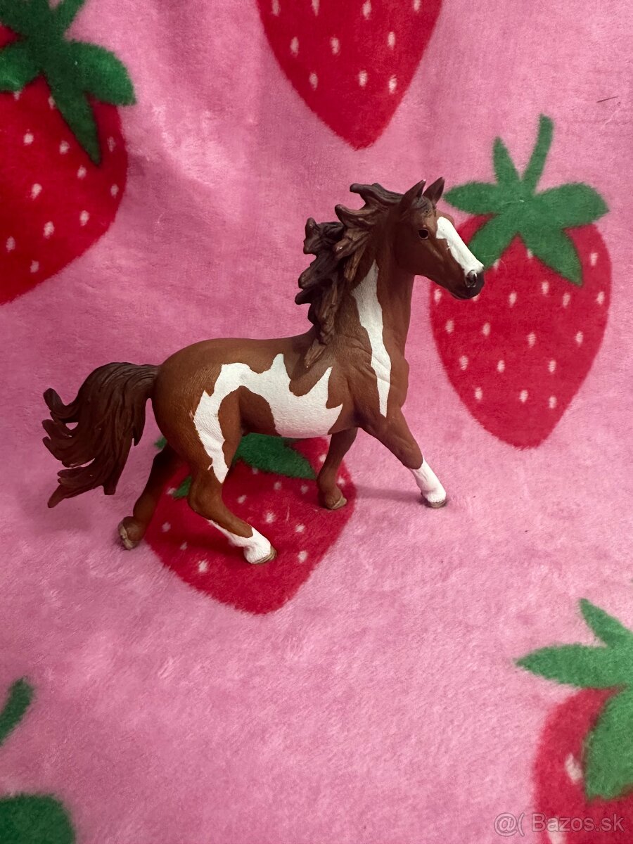 Schleich paint horse žrebec