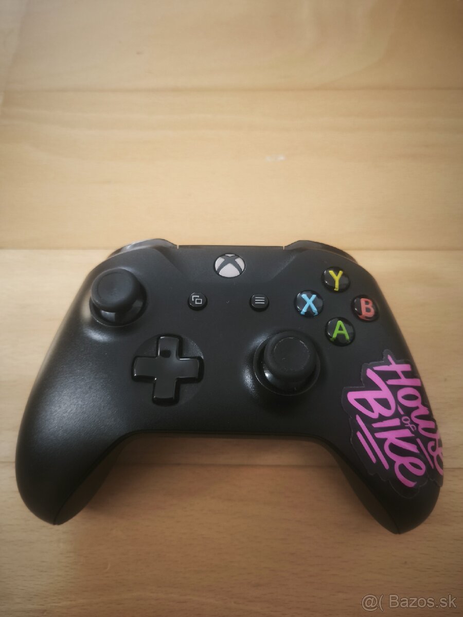 Xbox ovládač