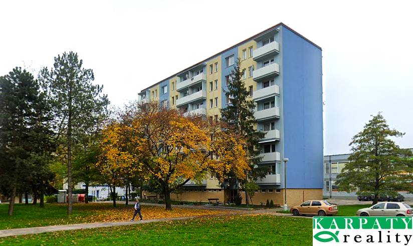 Na predaj kompletne prerobený 1 izbový byt s balkónom, Piešť