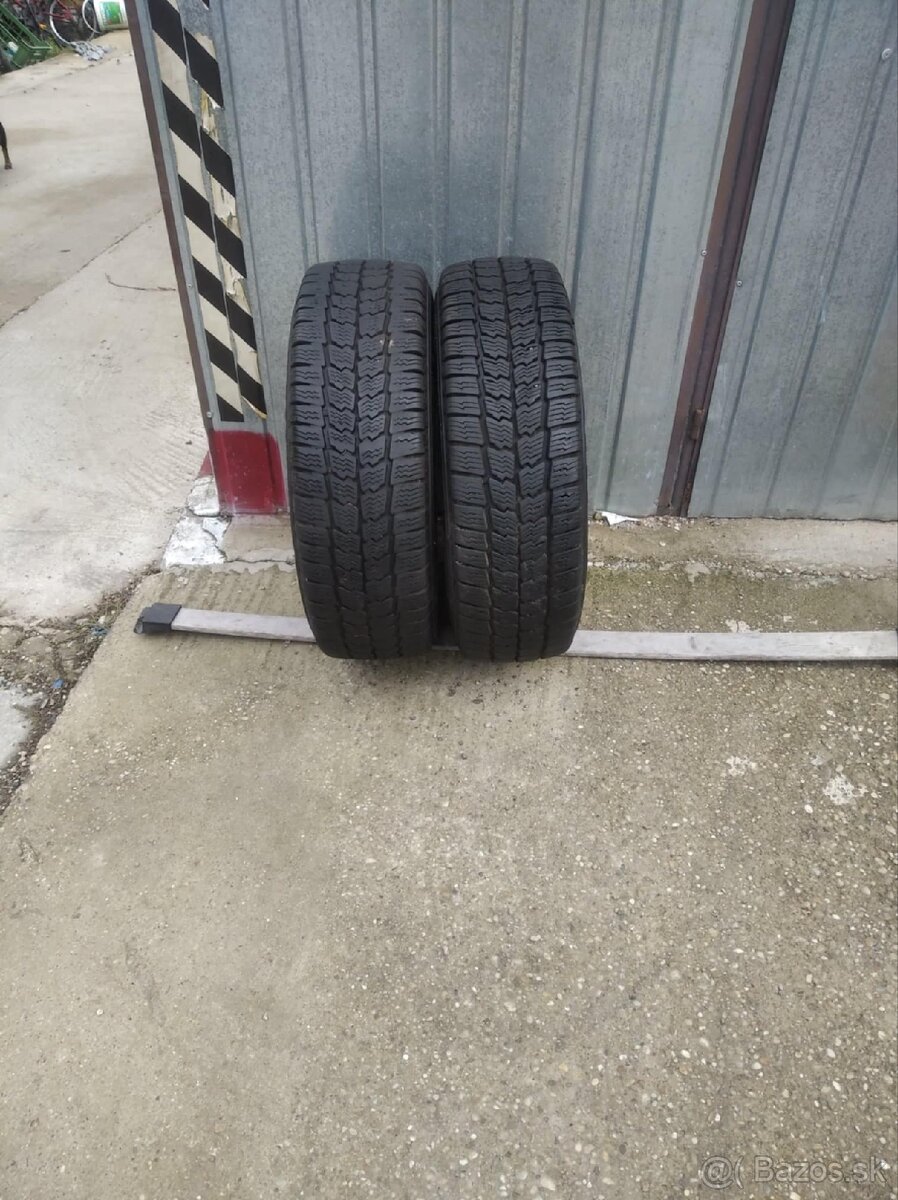 Predám 2ks zimné pneu.205/70R15c Matador dezen 5,6mm