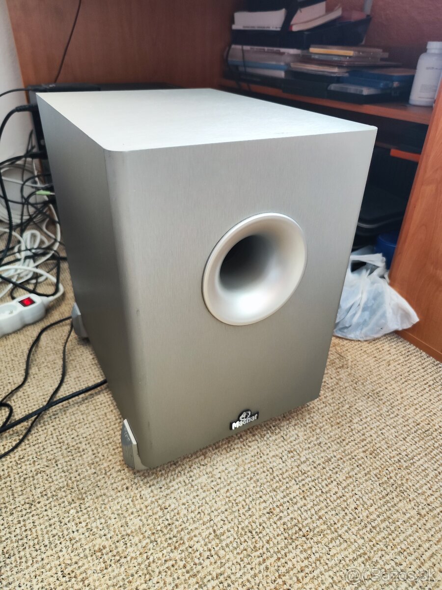 Aktívny Subwoofer Magnat