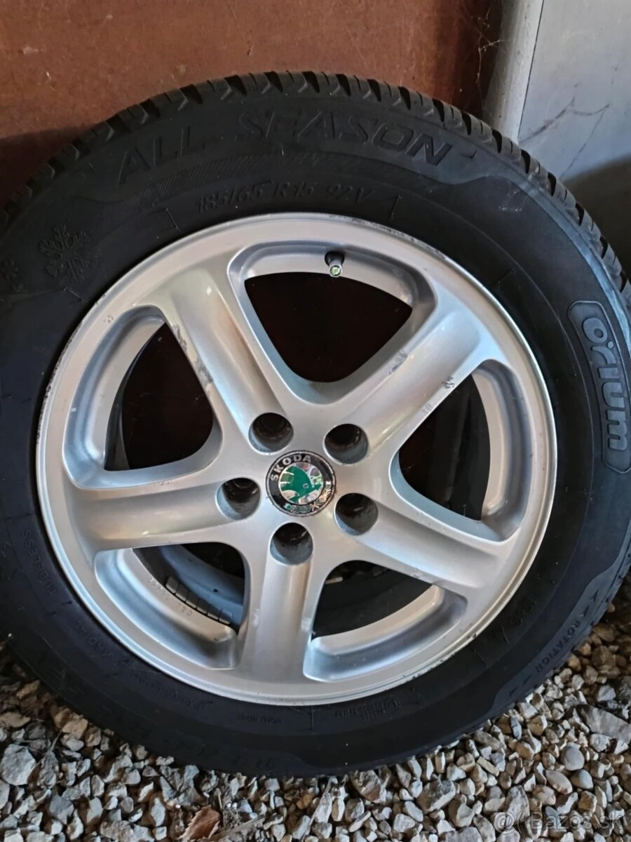 Alu disky 5x120 + pneu, Škoda