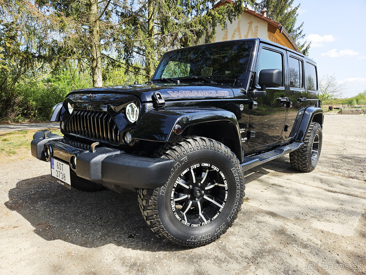 Jeep Wrangler Unlimited Sahara 2016 3.6L V6 - LPG