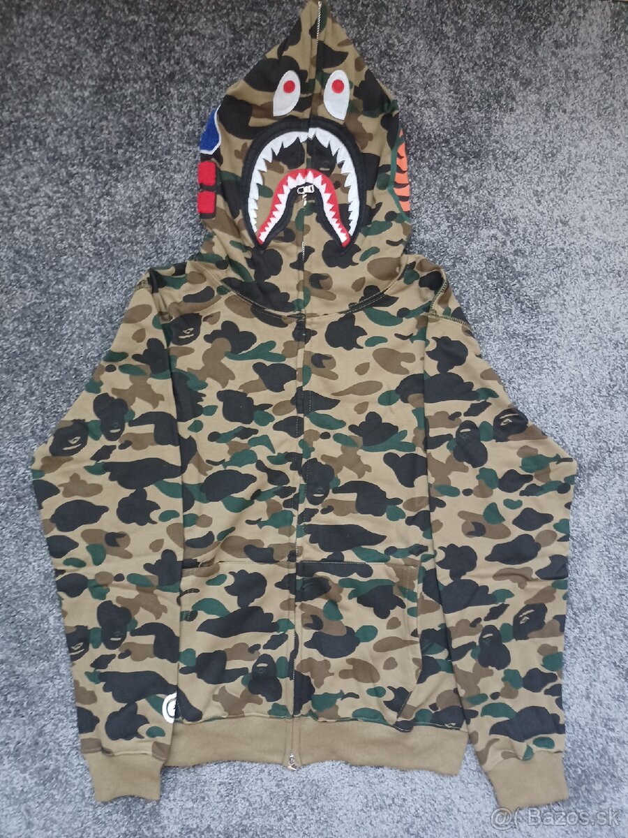 Bape Mikina