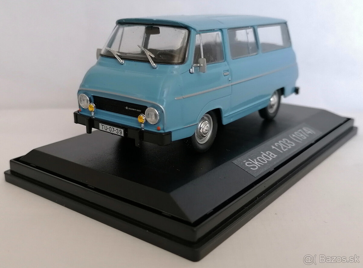 Škoda 1203 svetlo modrá (1974) 1:43 DeAgostini