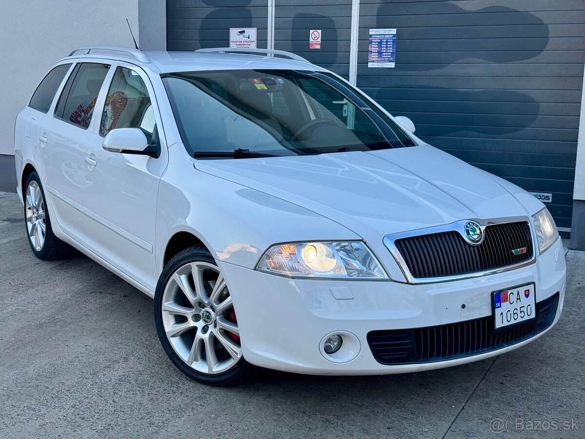 Škoda Octavia Combi RS 2.0TFSI 200ps Navi Swiss