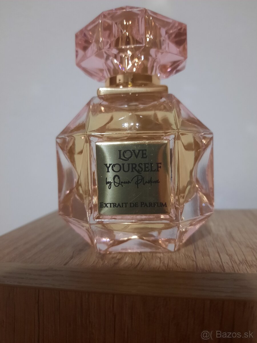 Predám parfum Love yourself by Queen Plačková