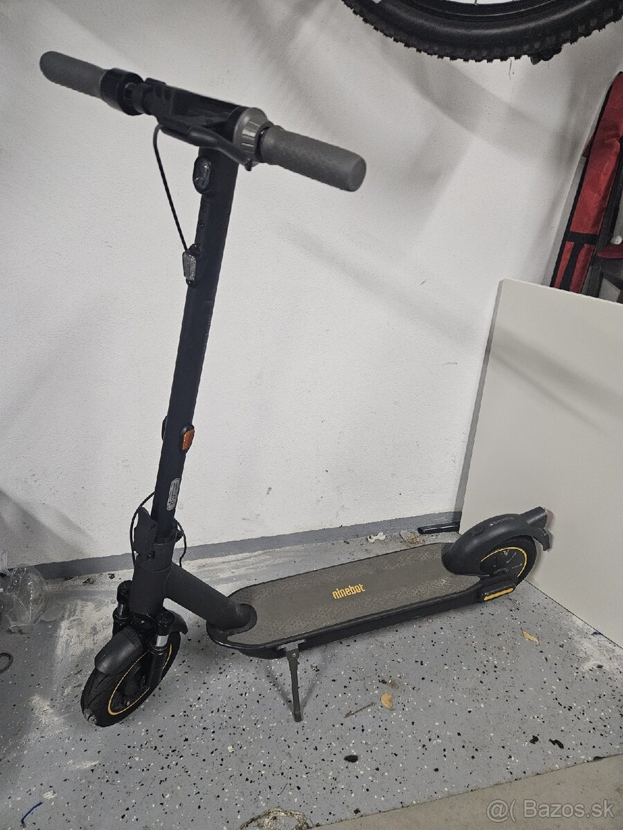 Kolobezka Segway Ninebot Max G30