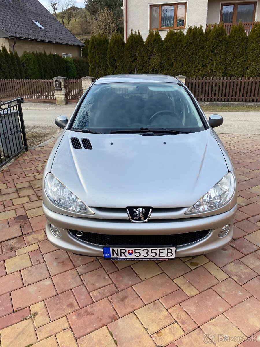 Predam Peugeot 206, 1.4 55kW, benzín, klima