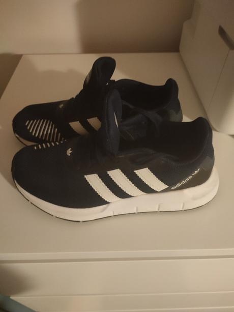 Tenisky Adidas veľkosť 39 1/3