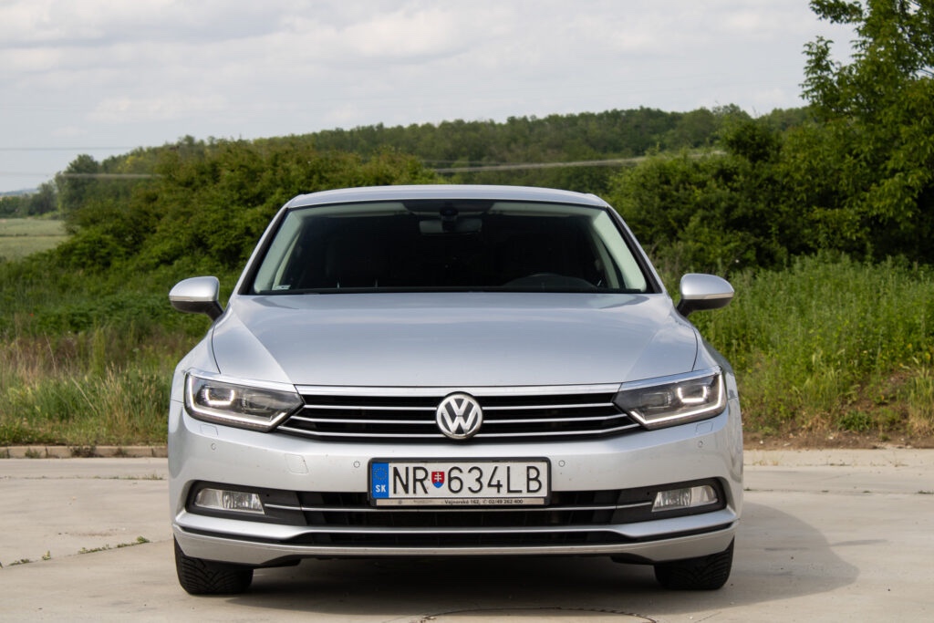 Volkswagen Passat 2.0 TDI 110kw, A6