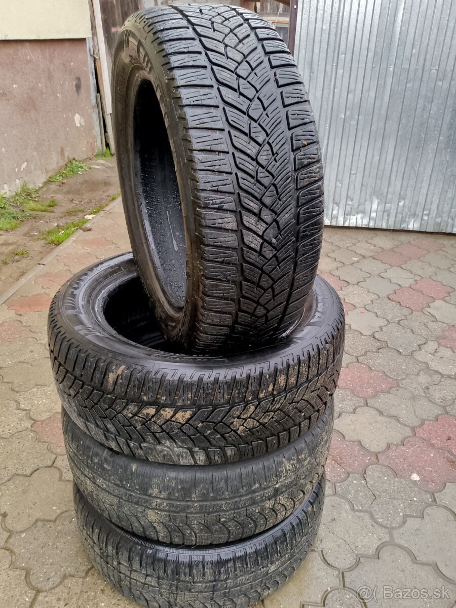 Predám preumatiky 205/55r16 zimne