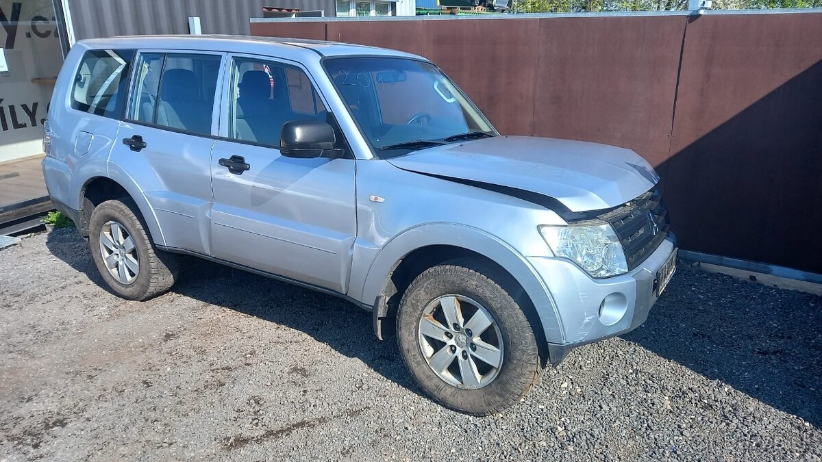 Mitsubishi Pajero IV 3.2DID 125kW - ND