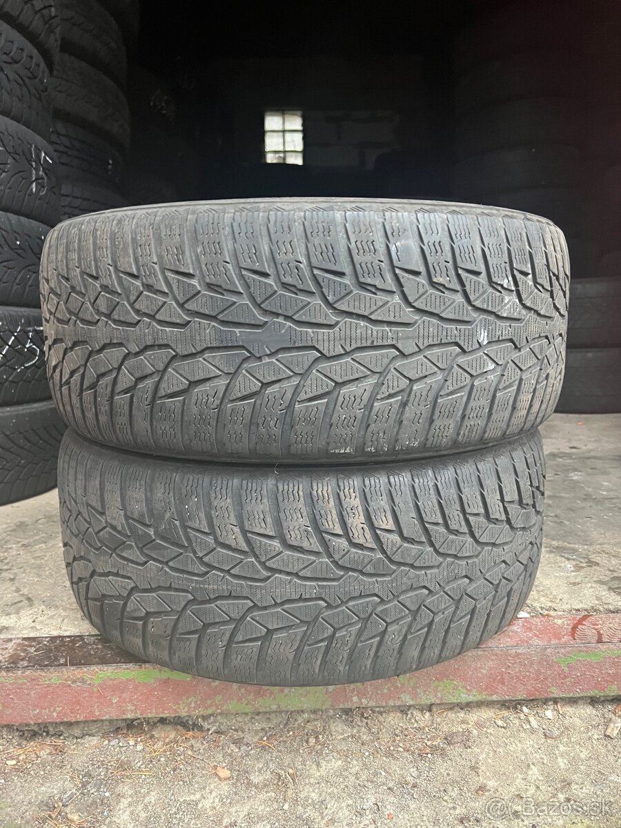 225/45 r17 mikina