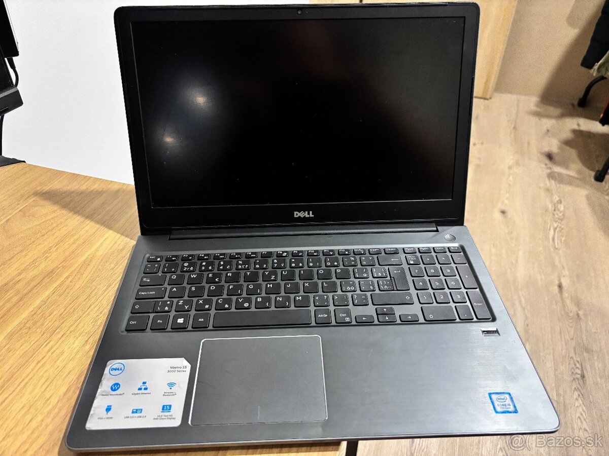 Dell Vostro 5000 Series P62F