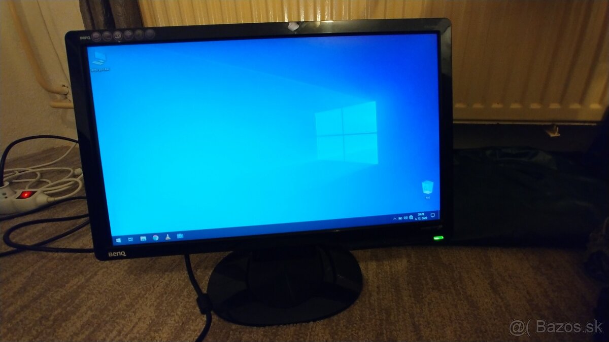 Predam funkcny LCD monitor  BENQ