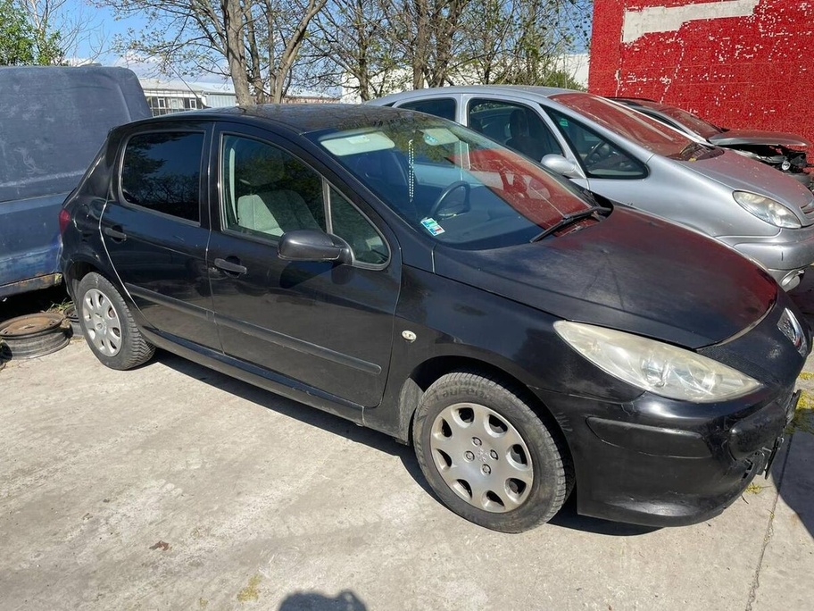 Rozpredám Peugeot 307 SW HB benzín diesel