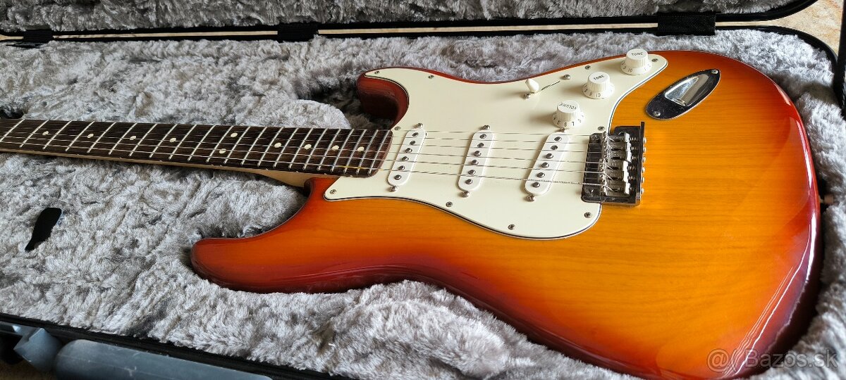 Fender Am Pro Stratocaster RW Sienna Sunburst