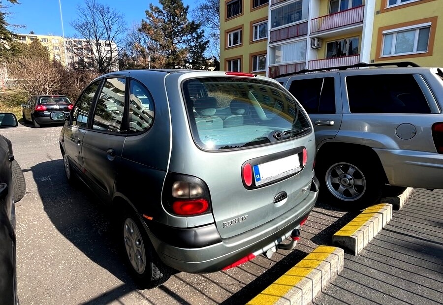 Renault Megane Scenic 1.6 + ťažné zariadenie